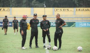 Jadwal pertandingan sepak bola hari ini lengkap dengan waktu kick off dan hasil skor terbaru dari berbagai liga dunia